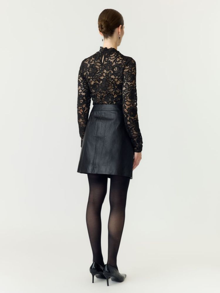 190939 Black