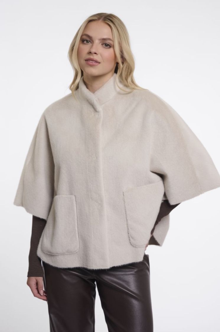 Faux fur cape Birch