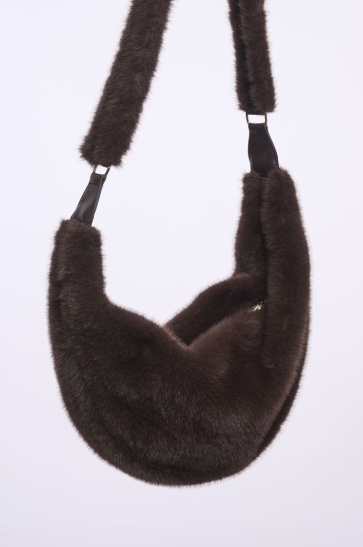 Faux fur crossbody bag Coffee roast