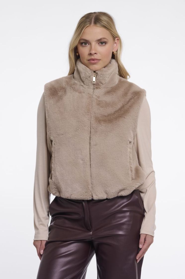 Short faux fur waistcoat Oat