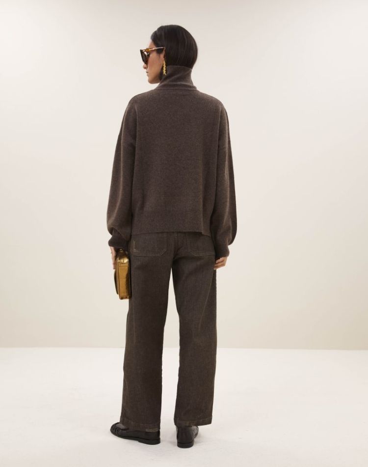  785 dark brown