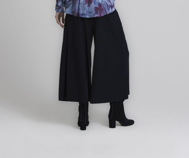  2660 NAVY