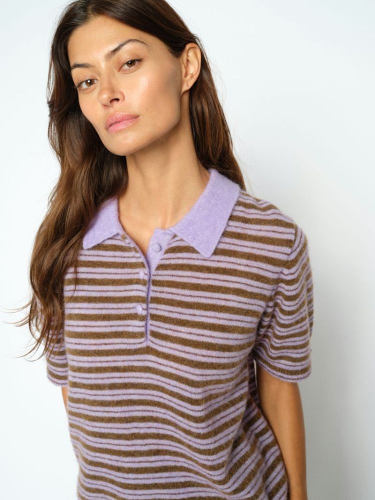 280 Violet Tuli