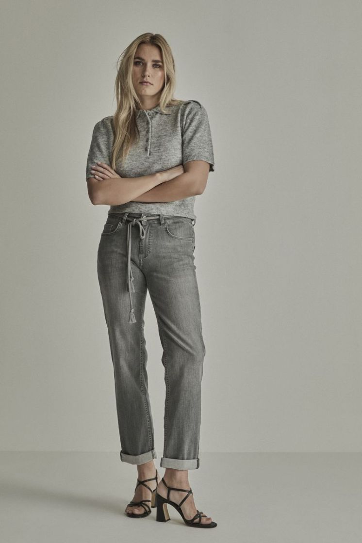  D68 - Grey Used
