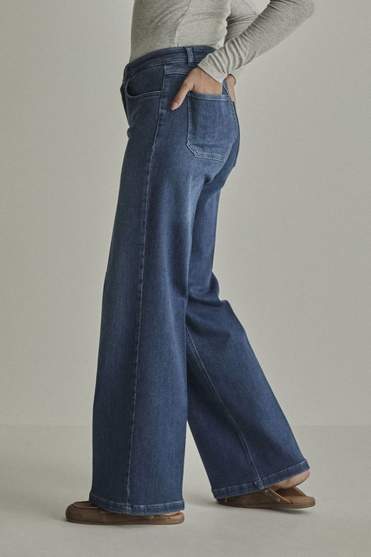 D221 - Washed N
