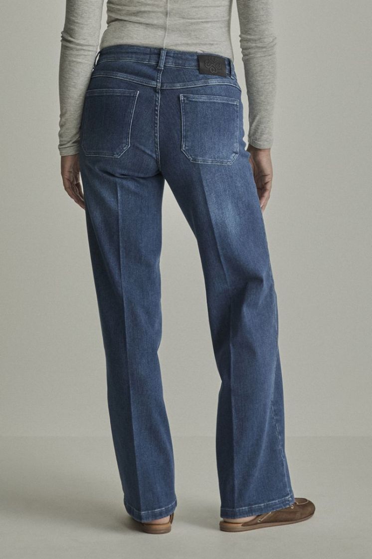  D221 - Washed N