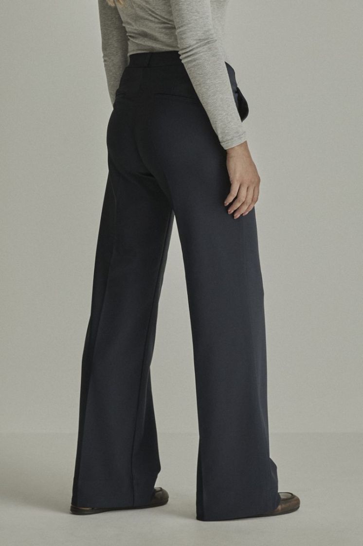  301 - Navy 