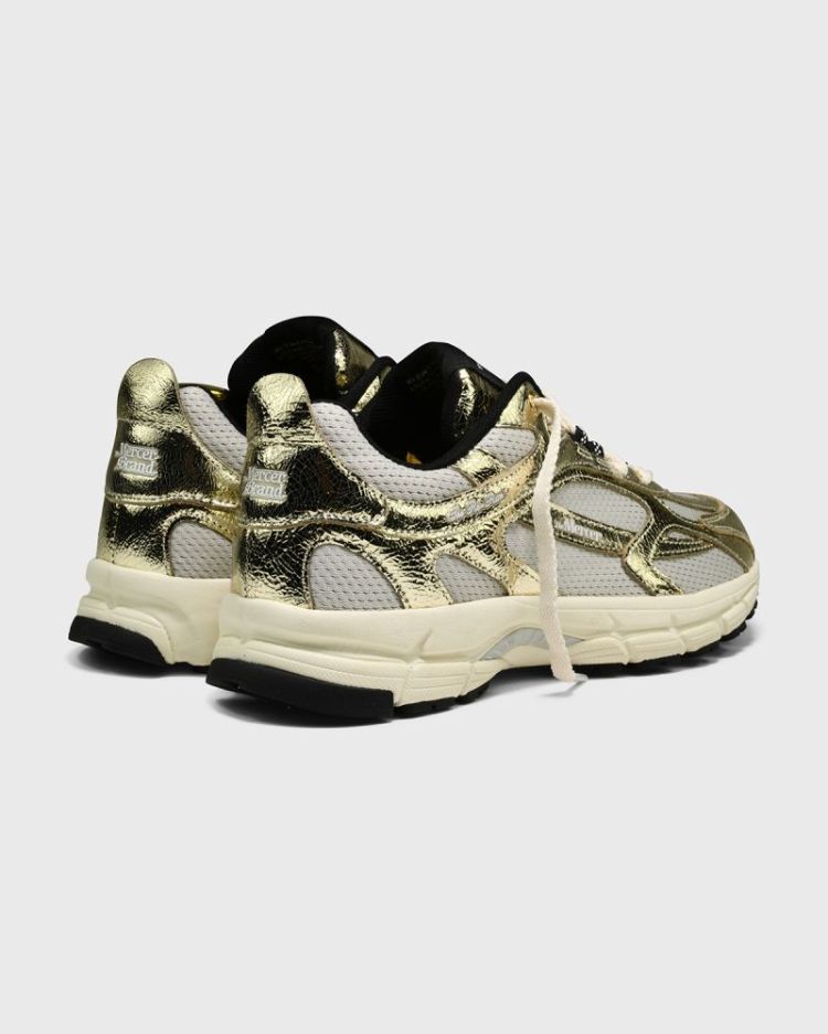 The re-run cracked 997 gold