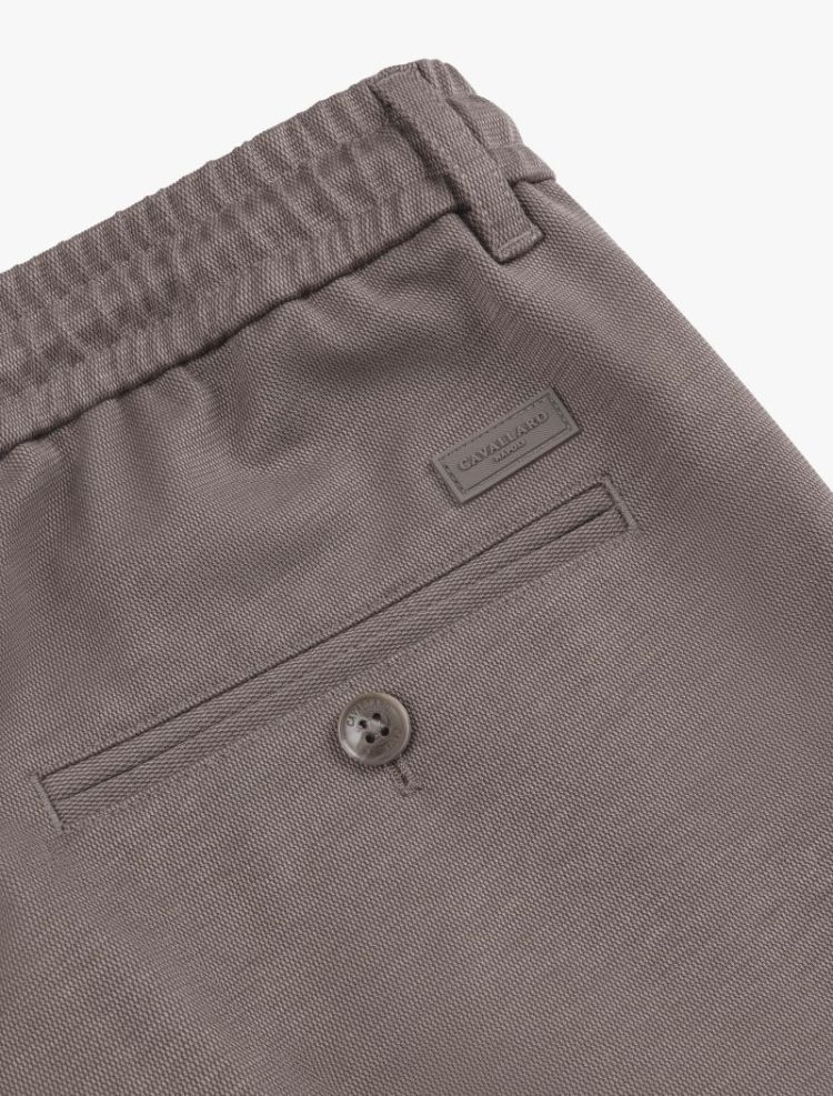  840006 Taupe Me