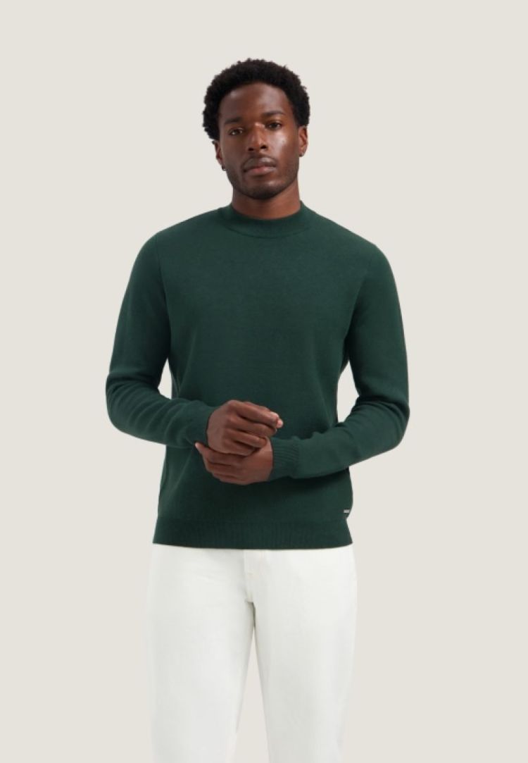  570 The Green