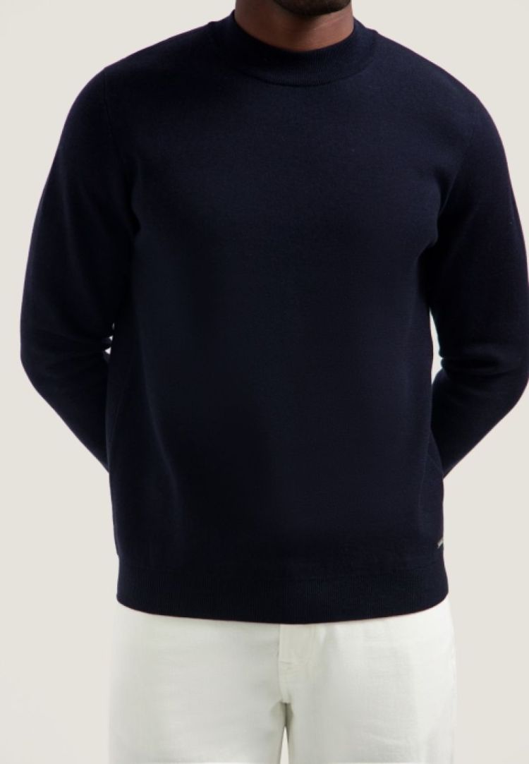  649 Dk. Navy