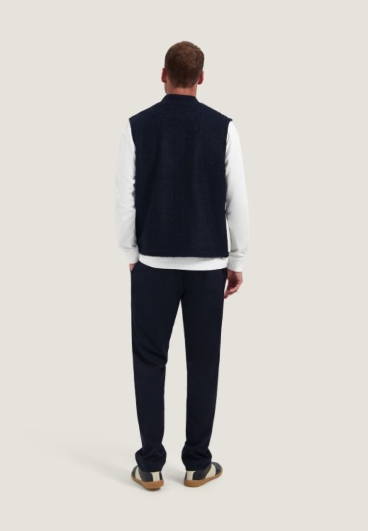 649 Dk. Navy