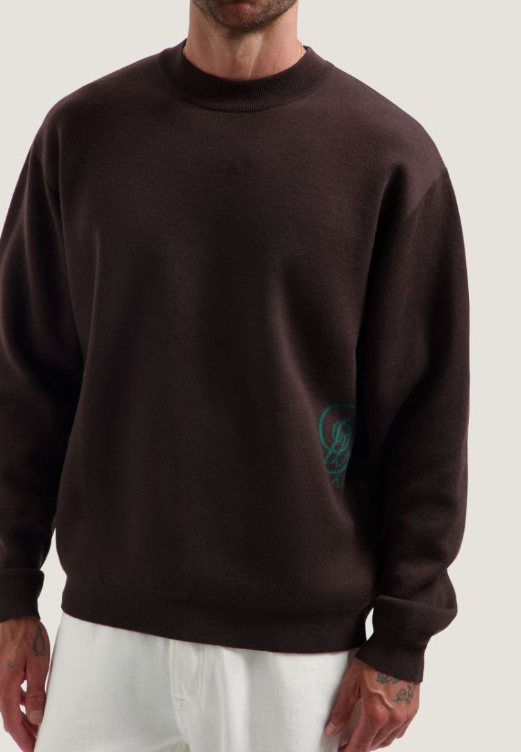  799 Dk. Brown