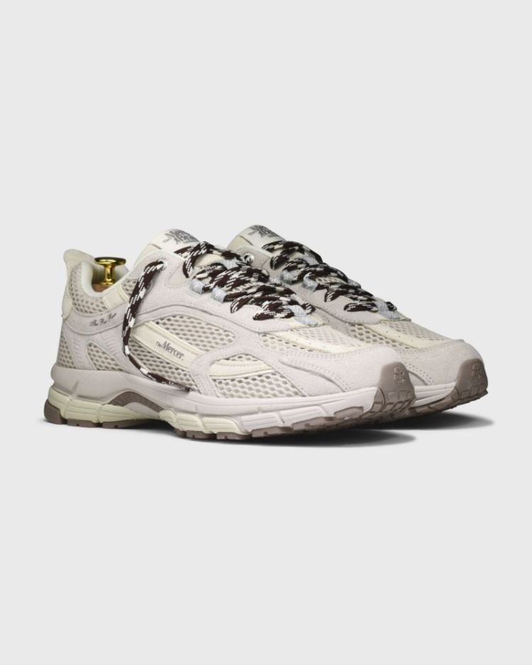 The re-run winter suede 102 off white