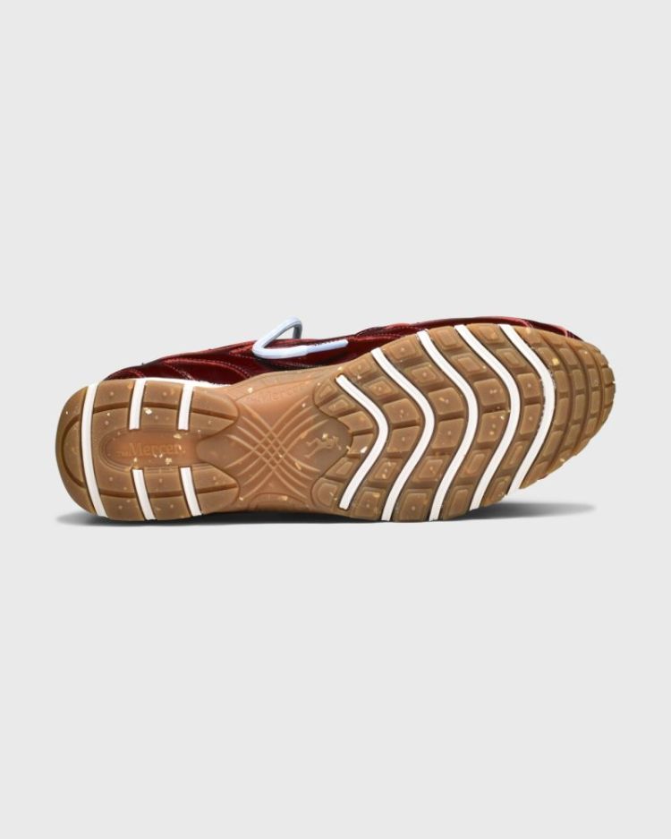 The re-run drive patent 302 dark red