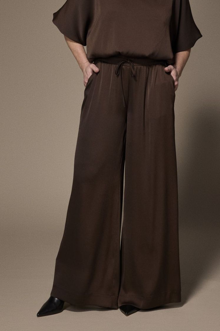  040 Brown