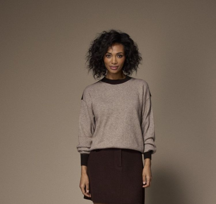 Taupe H17/Dark