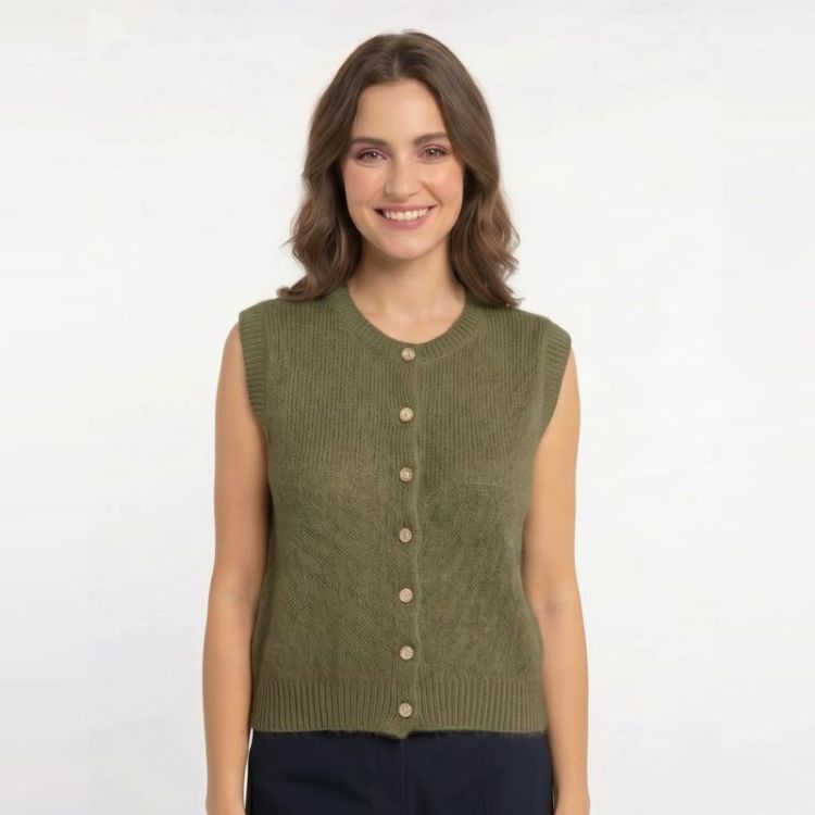  Olive green