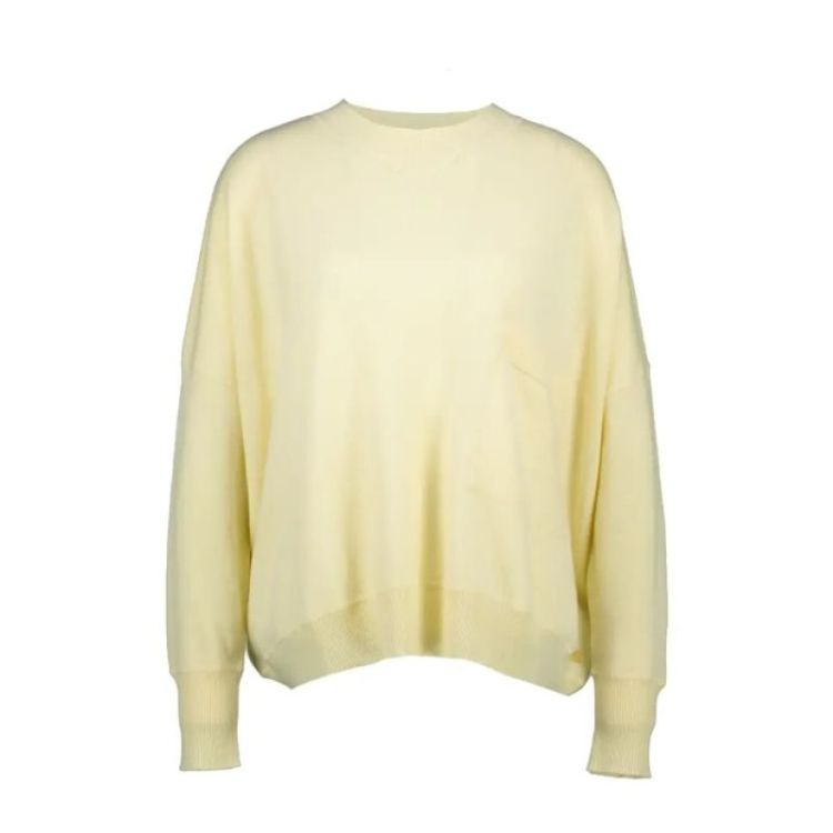  Light yellow