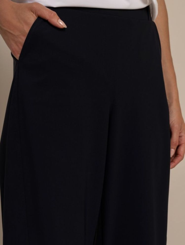 6900 dark blue