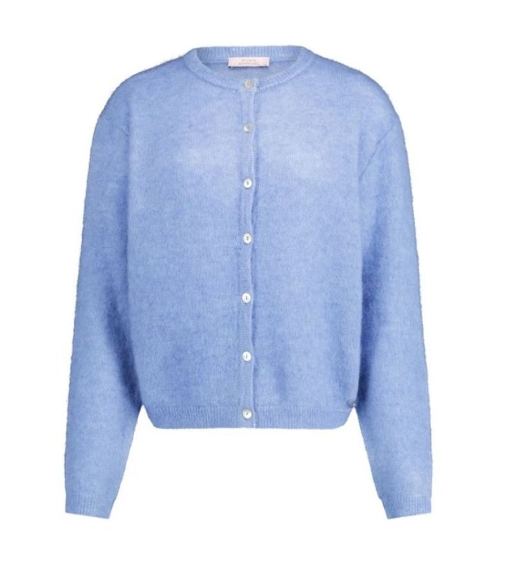 6000 sky blue